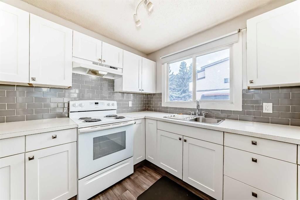 25, 3745 Fonda Way SE, Calgary — photo 4 of 22