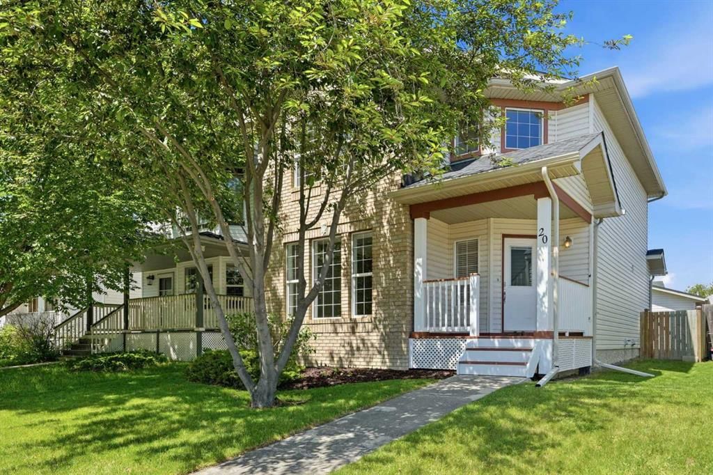 20 Coventry Way NE, Calgary — photo 3 of 36