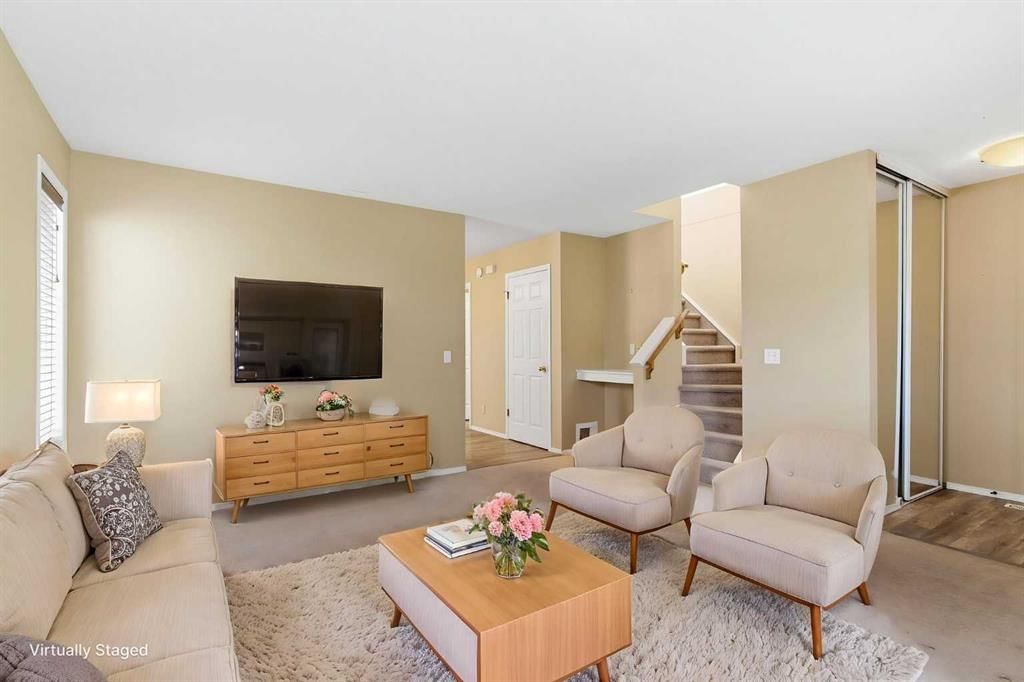 109 Arbour Wood Mews NW, Calgary — photo 5 of 42