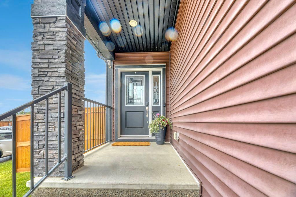 233 Sandpiper Boulevard, Chestermere — photo 2 of 50
