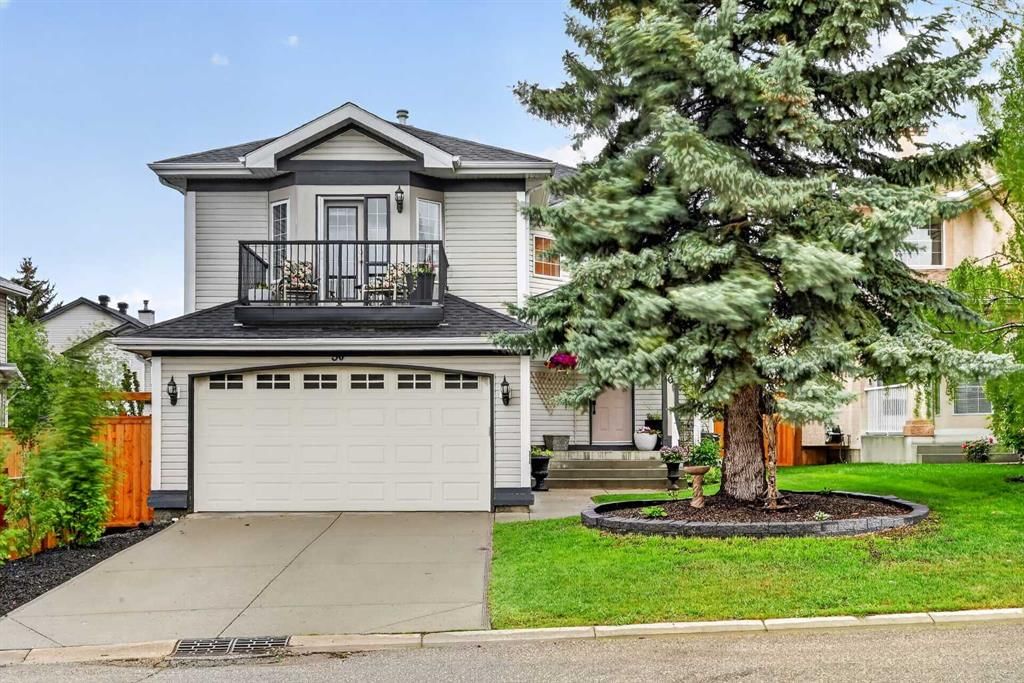 30 Douglasdale Point SE, Calgary — main listing photo