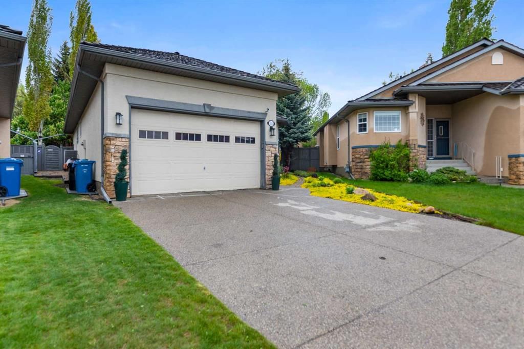 57 Sierra Morena Grove SW, Calgary — photo 2 of 30