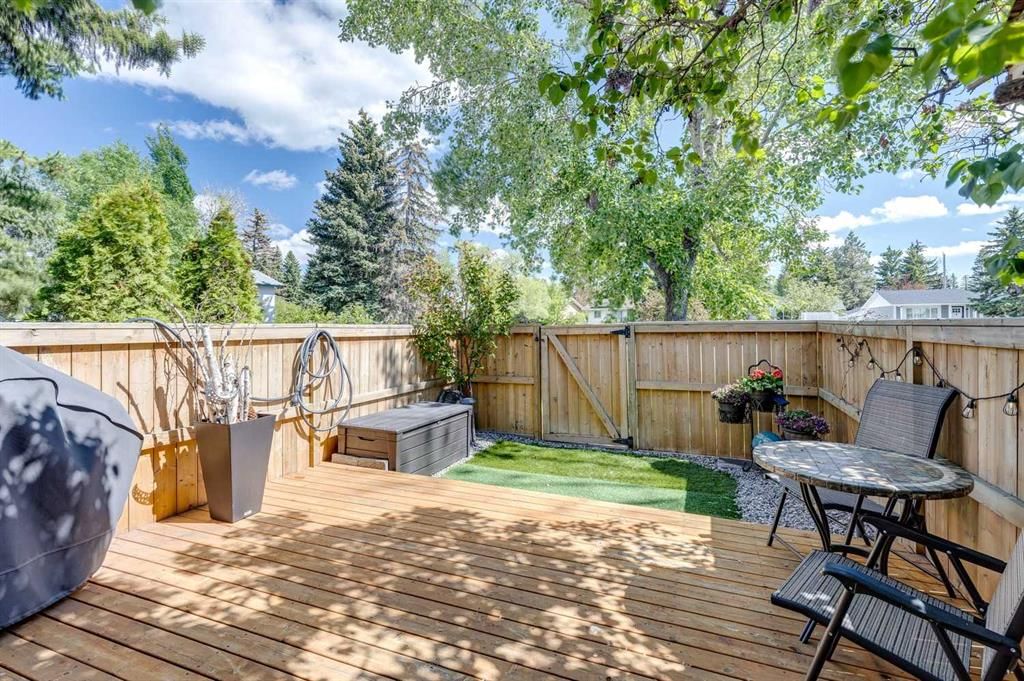 83, 4810 40 Avenue SW, Calgary — photo 2 of 30