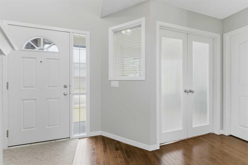 186 Cranberry Place SE, Calgary — photo 2 of 50