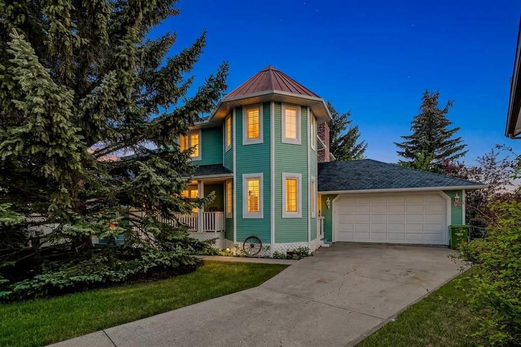 523 Scimitar Bay NW, Calgary — main listing photo