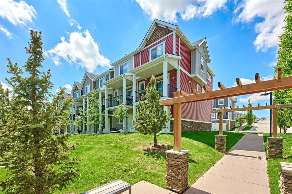 101, 355 Nolancrest Heights NW, Calgary — photo 2 of 42
