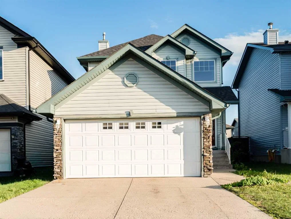 125 Bridlewood Court SW, Calgary — main listing photo