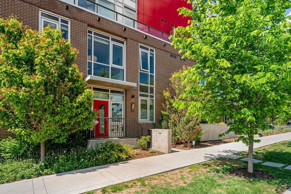 122, 88 9 Street NE, Calgary — photo 2 of 46