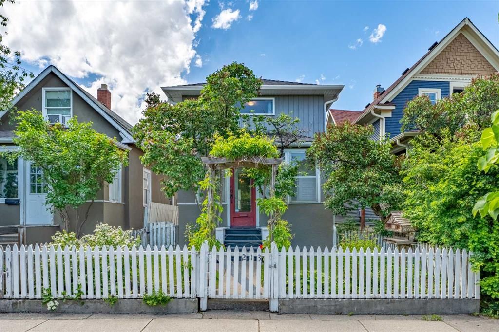 213 7A Street NE, Calgary — main listing photo