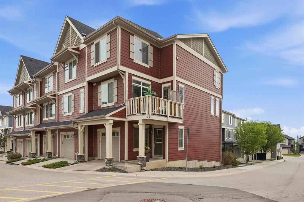 20 Kinlea Common NW, Calgary — main listing photo