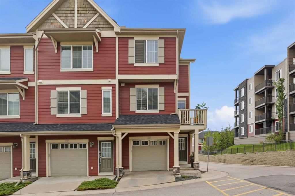 20 Kinlea Common NW, Calgary — photo 2 of 50