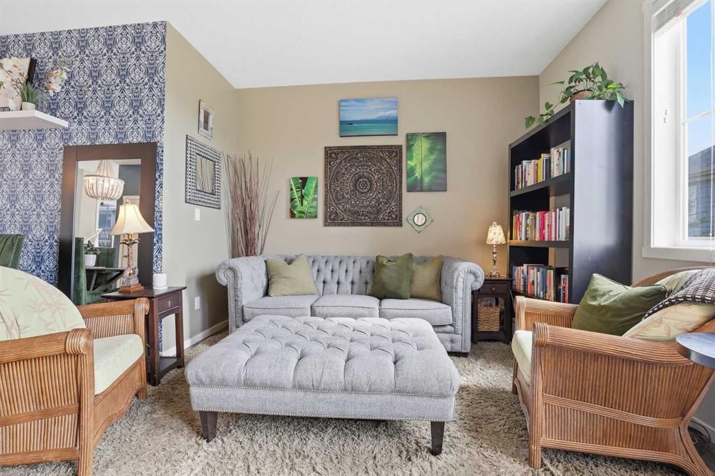20 Kinlea Common NW, Calgary — photo 4 of 50