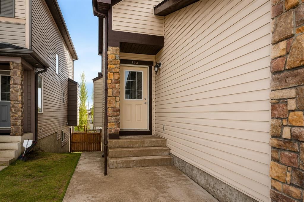 102 Kincora Glen Mews NW, Calgary — photo 2 of 48