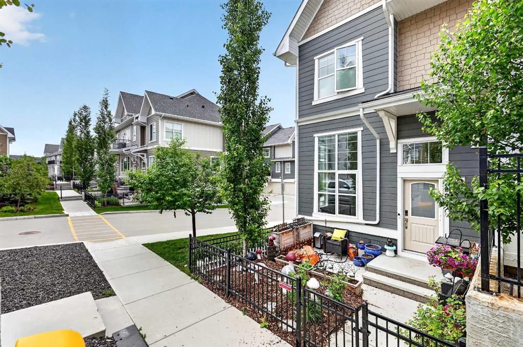 903 Cranbrook Walk SE, Calgary — main listing photo
