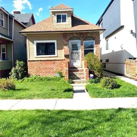 334 3 Avenue NE, Calgary — photo 3 of 36