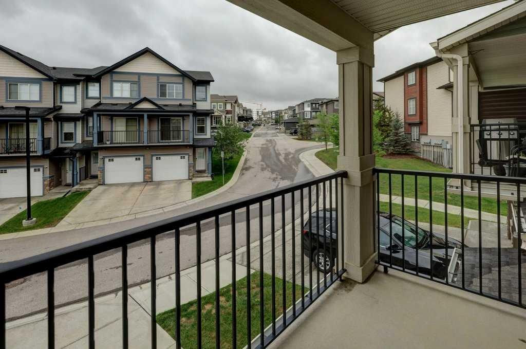 452 Sage Hill Grove NW, Calgary — photo 2 of 36