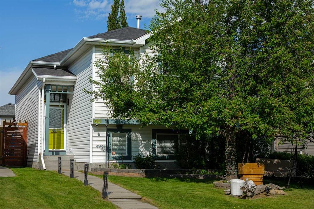 63 Coventry View NE, Calgary — main listing photo