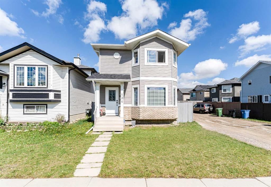 134 Tarawood Lane NE, Calgary — main listing photo