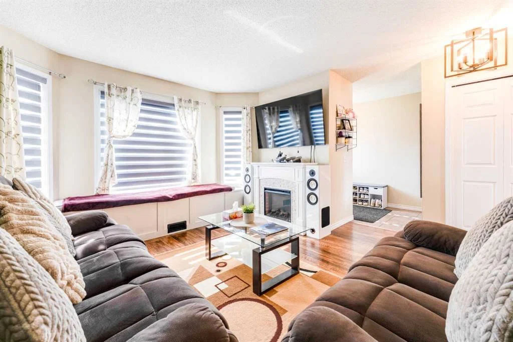 134 Tarawood Lane NE, Calgary — photo 3 of 50
