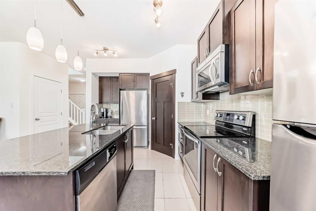 79 Cranford Green SE, Calgary — photo 4 of 33