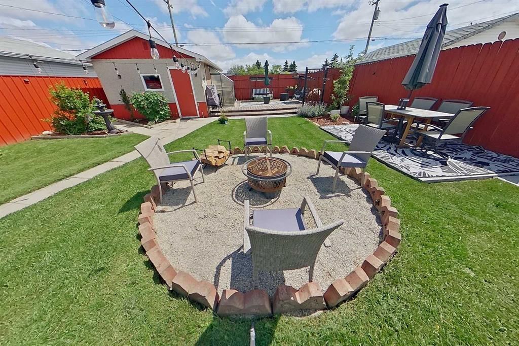 3232 Doverville Crescent SE, Calgary — photo 5 of 39