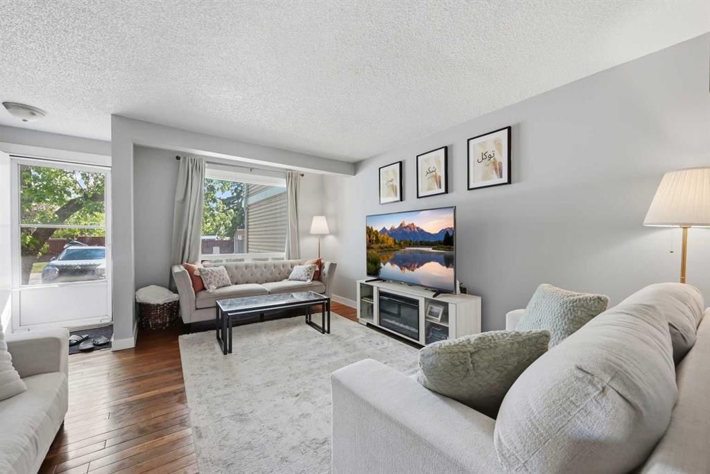 11, 1155 Falconridge Drive NE, Calgary — main listing photo