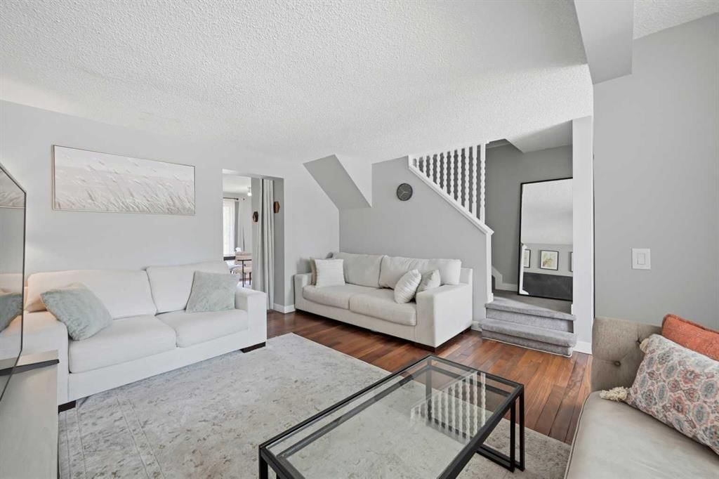 11, 1155 Falconridge Drive NE, Calgary — photo 3 of 30