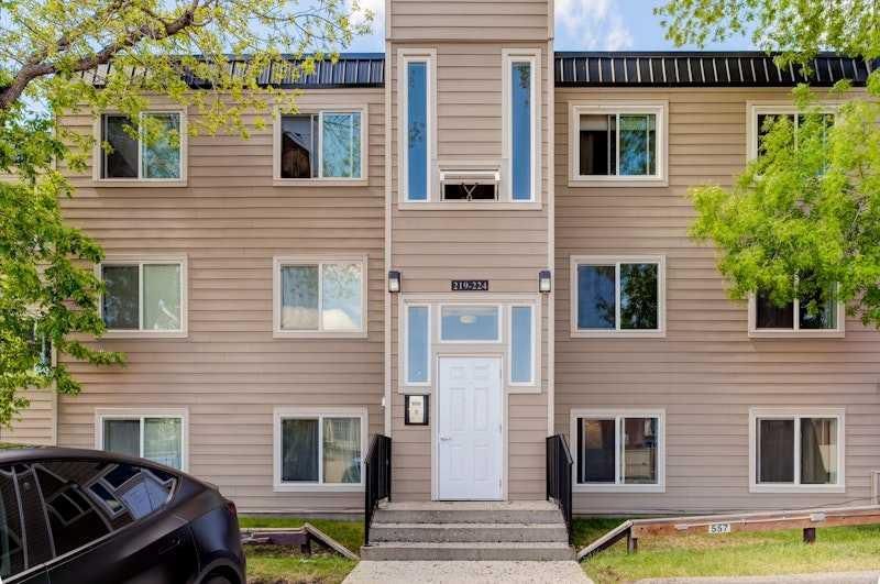 222, 315 Heritage Drive SE, Calgary — main listing photo