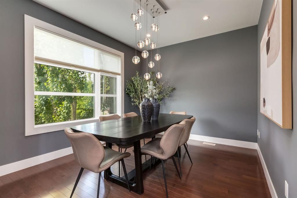 3924 18 Street SW, Calgary — photo 3 of 50