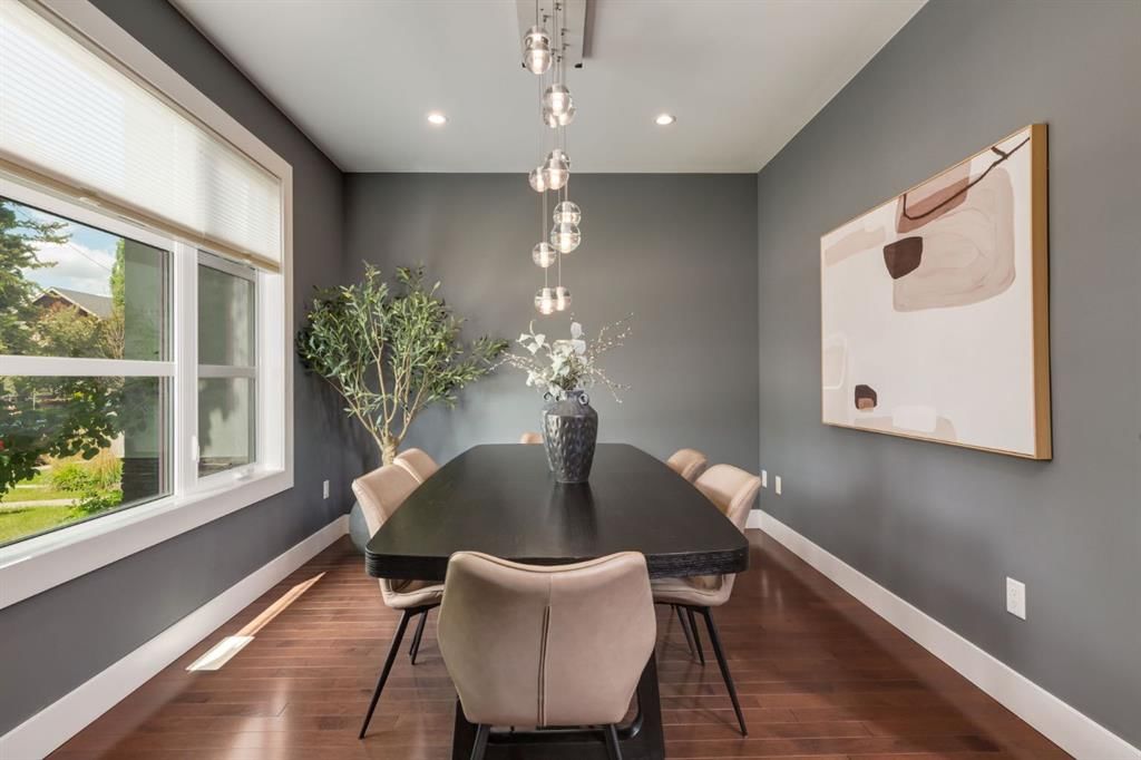 3924 18 Street SW, Calgary — photo 4 of 50