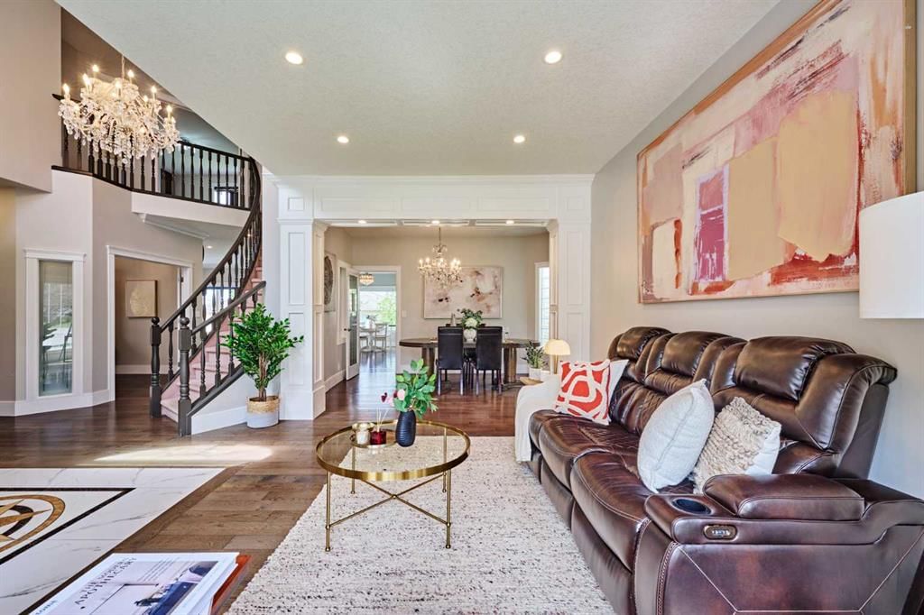 605 Hamptons Drive NW, Calgary — photo 4 of 50