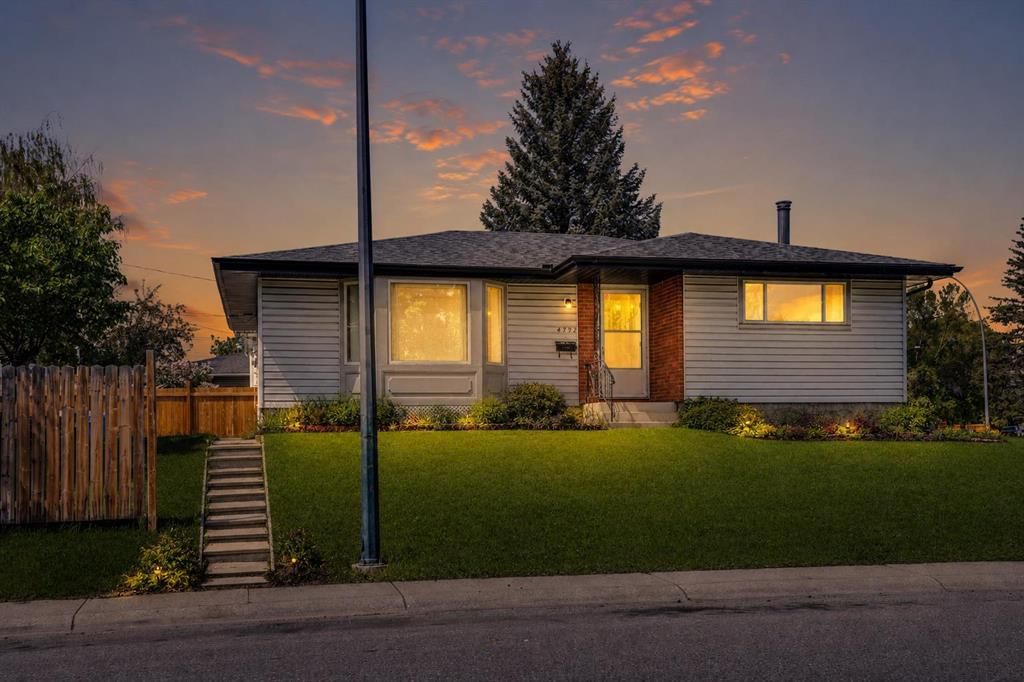 4732 Marbury Place NE, Calgary — photo 2 of 45