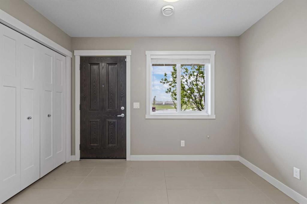 1543 Symons Valley Parkway NW, Calgary — photo 4 of 41