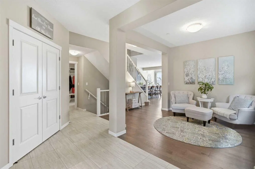 186 Howse Rise NE, Calgary — photo 4 of 31