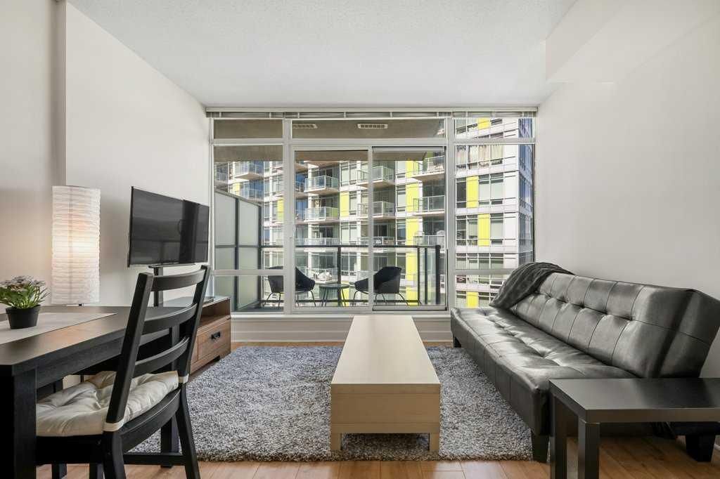 811, 10 Brentwood Common NW, Calgary — photo 4 of 49