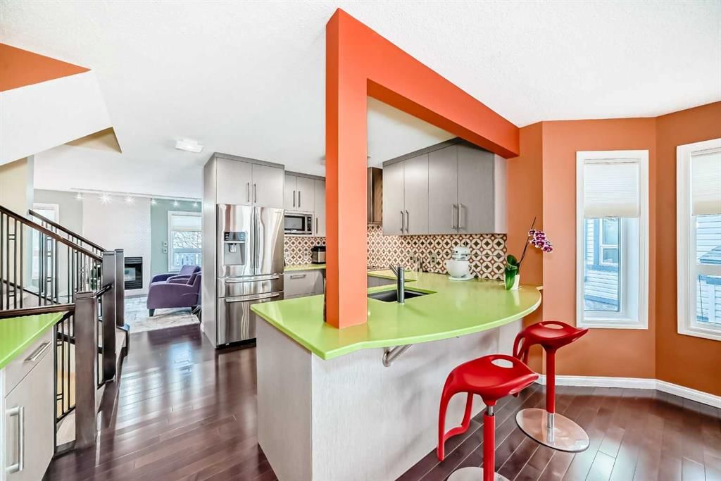 402 Citadel Heights NW, Calgary — photo 5 of 39