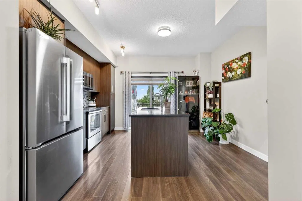 337 Taralake Way NE, Calgary — photo 5 of 35