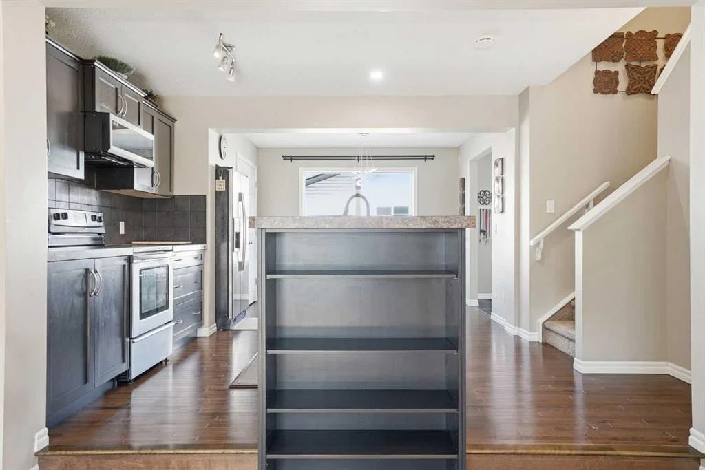 267 Skyview Springs Gardens NE, Calgary — photo 4 of 48
