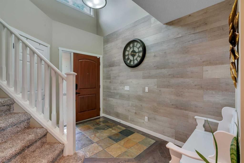 28 Cranwell Crescent SE, Calgary — photo 3 of 50
