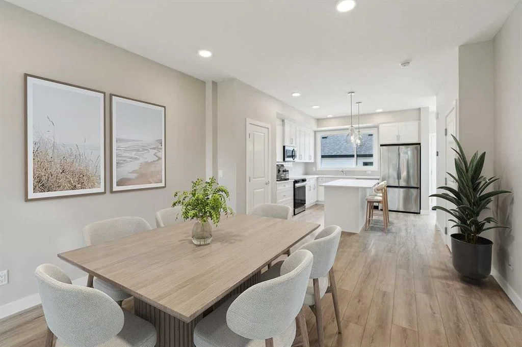 35 Lewisburg Manor NE, Calgary — photo 4 of 6