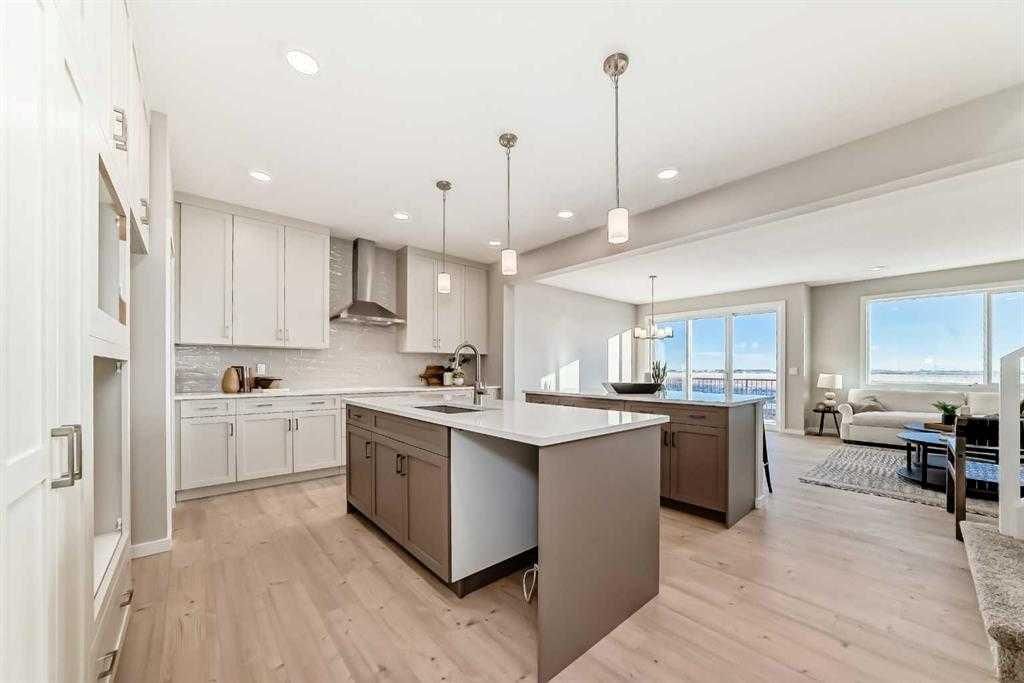 167 Mallard Heath SE, Calgary — photo 4 of 21