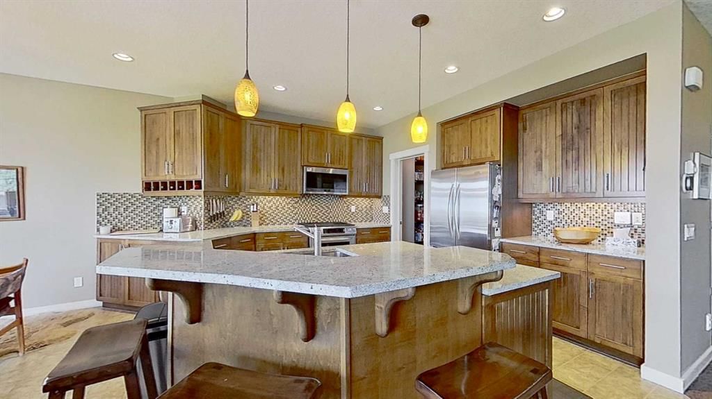 70 Panamount Road NW, Calgary — photo 5 of 32