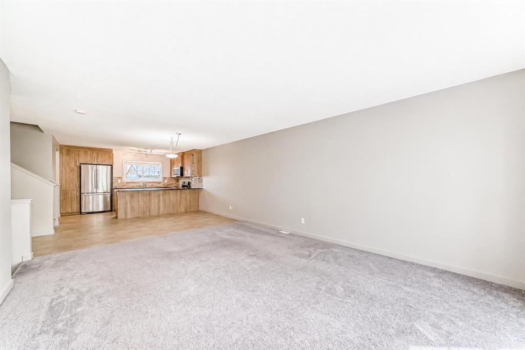 310 Legacy Village Way SE, Calgary — photo 3 of 45