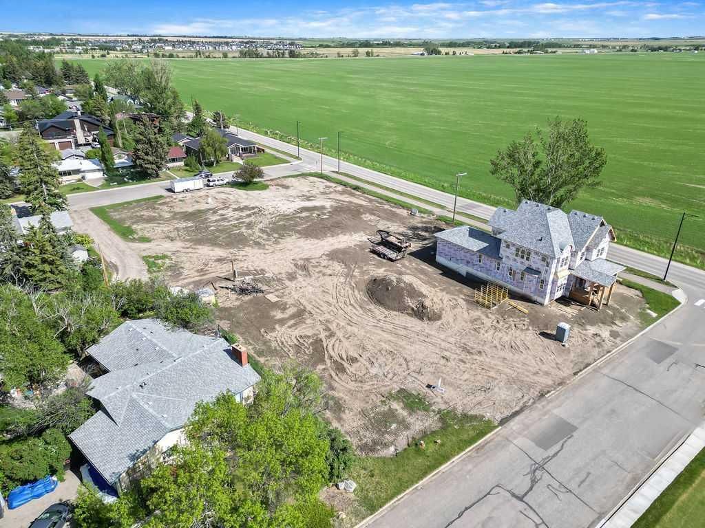 1033 8 Street SW, High River — photo 5 of 18