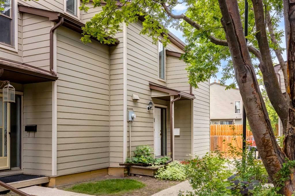 1, 103 Grier Terrace NE, Calgary — photo 2 of 33