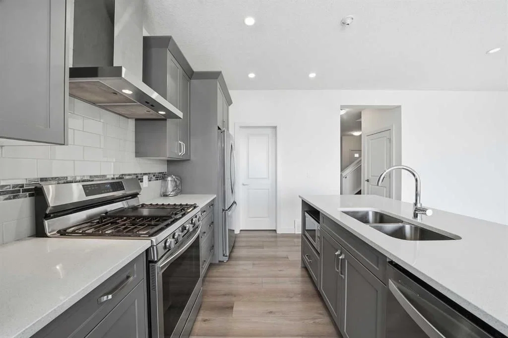276 Belvedere Drive, Calgary — photo 5 of 50
