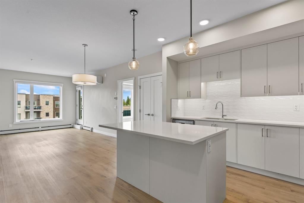 410, 660 Shawnee Square SW, Calgary — photo 3 of 43