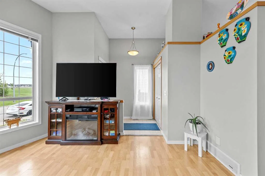 67 Saddlemead Green NE, Calgary — photo 4 of 49