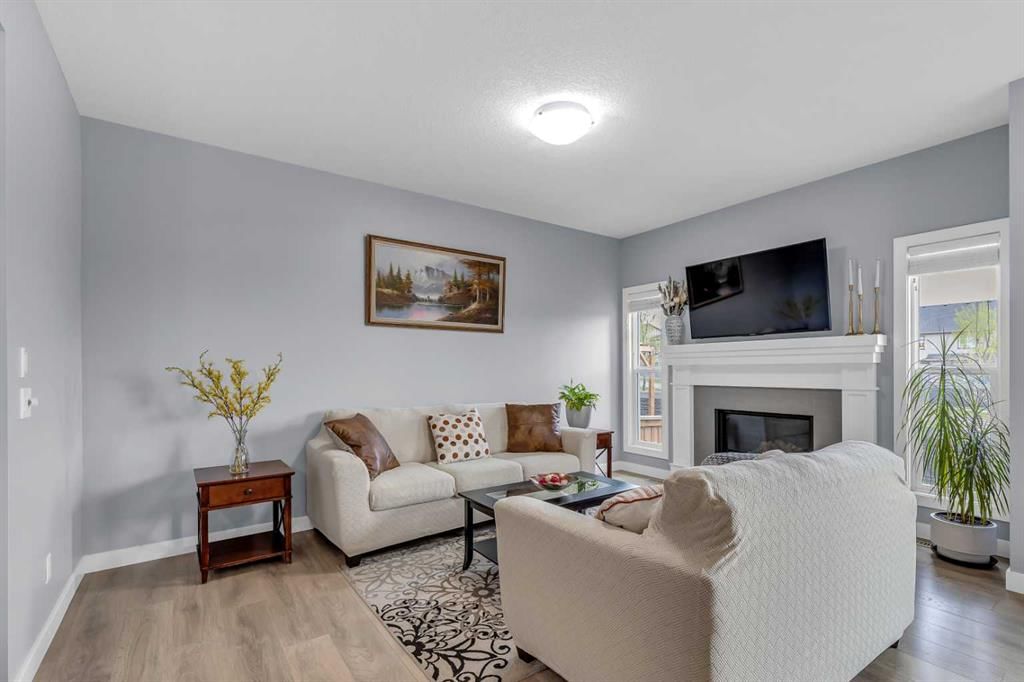 100 Nolancrest Circle NW, Calgary — photo 4 of 50