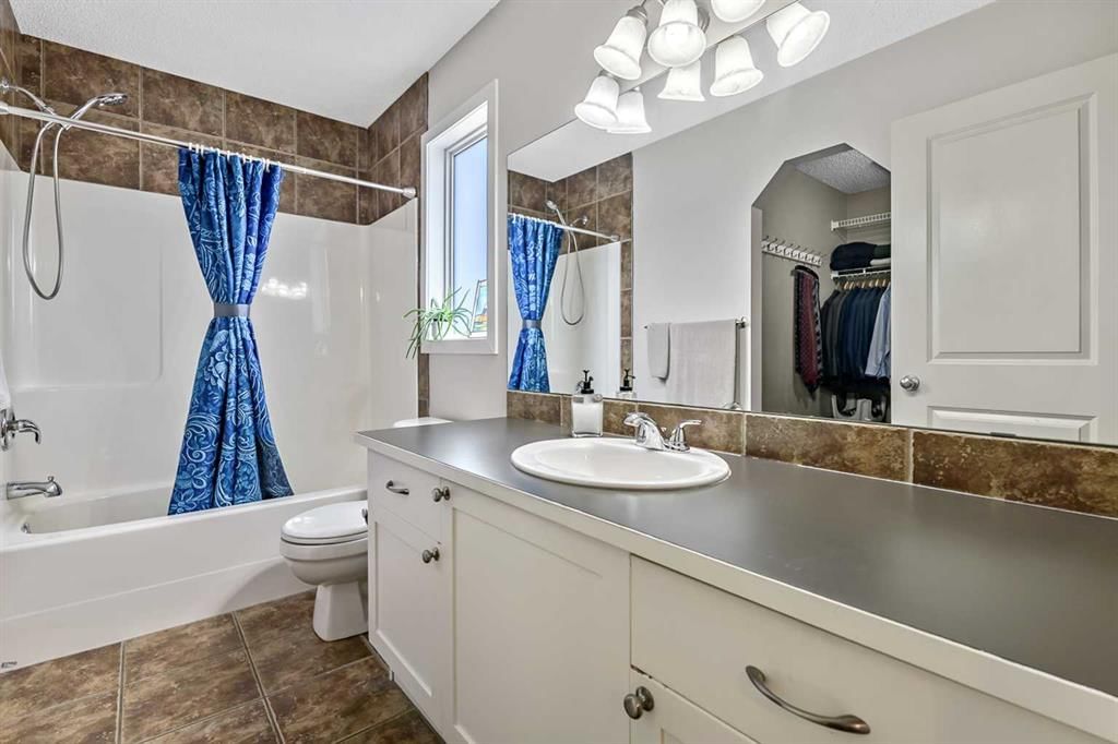 87 ELGIN Drive SE, Calgary — photo 5 of 50